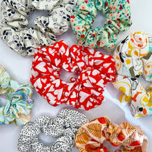 Load image into Gallery viewer, Scrunchie
