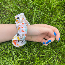 Load image into Gallery viewer, Scrunchie
